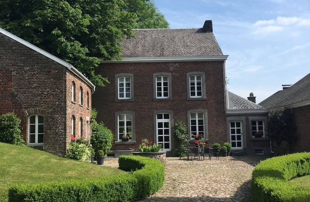 Maastricht family house, last minute midweeks in May and June