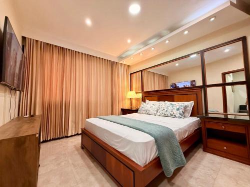 Machala Suites con Piscina