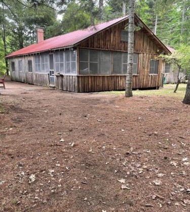 MACKINNEY CAMP - LIMIT 8 cottage