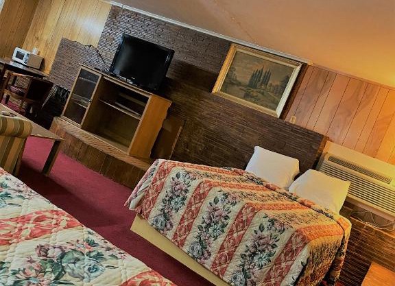 Madill Inn