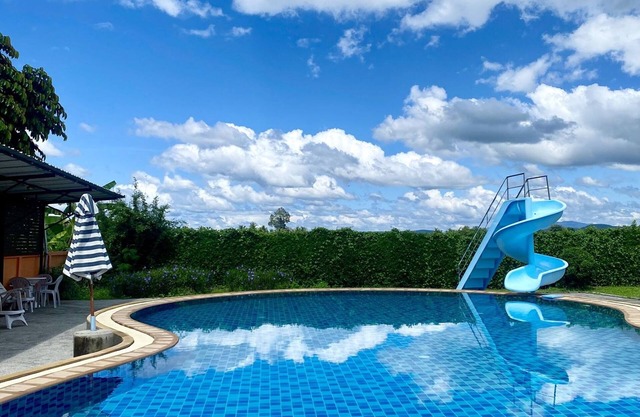 Maerim Villa & Pool