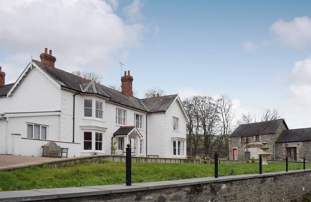 Maesbangor Farmhouse