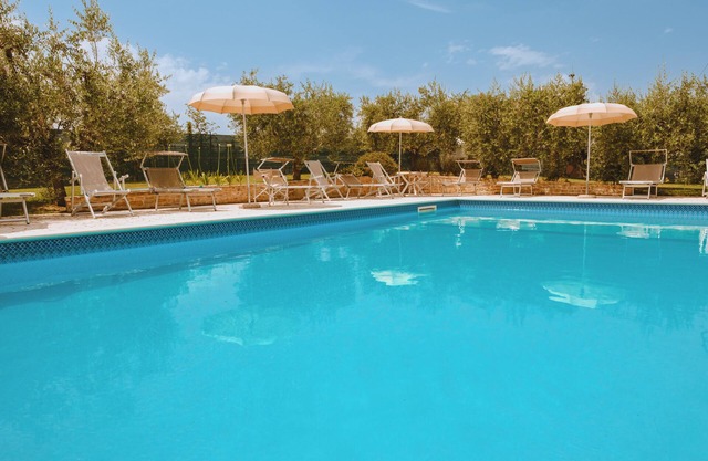Maestrale - Relax and Nature among the hills of the Marche, Maestrale - Relax e Natura tra le collin