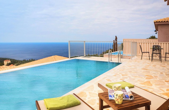 Magganos Sunset Villas - Villa Helios
