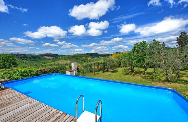 Maggiano – Country house with pool