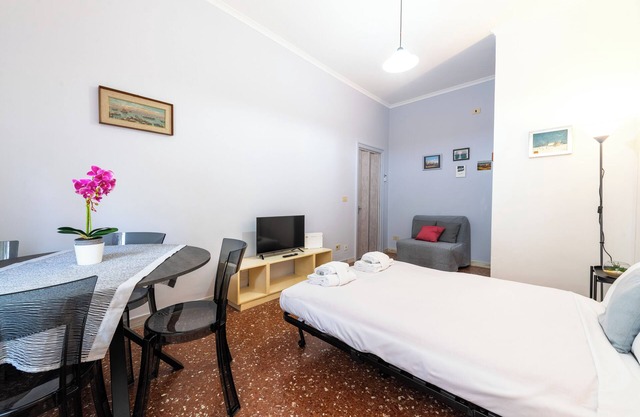 Magiù Apartment - One Bedroom Apartment, Sleeps 2