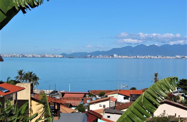 Magic Island Casas
