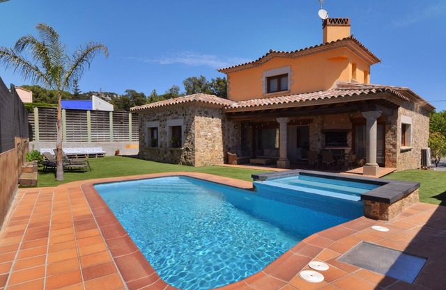Magica CostaBravaSi - Pool, A/C, garden, BQ
