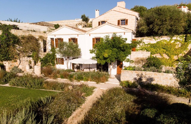 Magister Gardens, Menorca