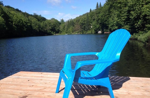 Magnificent wooden chalet, located in St-Adolphe-d'Howard