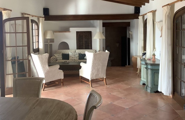 Magnificent Villa, feet in the water, with exceptional view