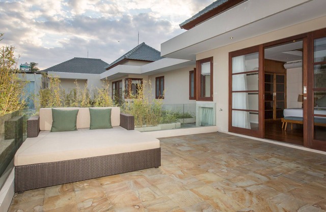 Magnificent 2 Bedroom Pool Villa - Legian