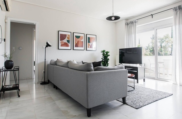 Magnificent 2BR Apartment in Marousi