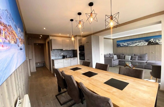 Magnificent, fully renovated 70 m2 apartment in the heart of Val Thorens