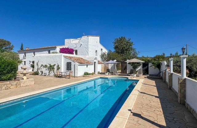 Magnificent Mas - 6 hectares of absolute calm - swimming pool - 3 km from the sea