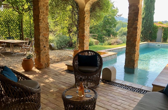 Magnificent Provencal Bastide with 14m long pool in mature private garden.