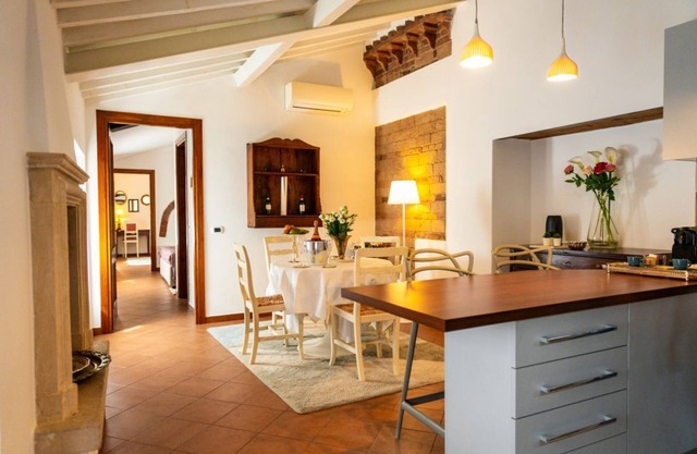 Magnificent Residence overlooking Piazza Erbe