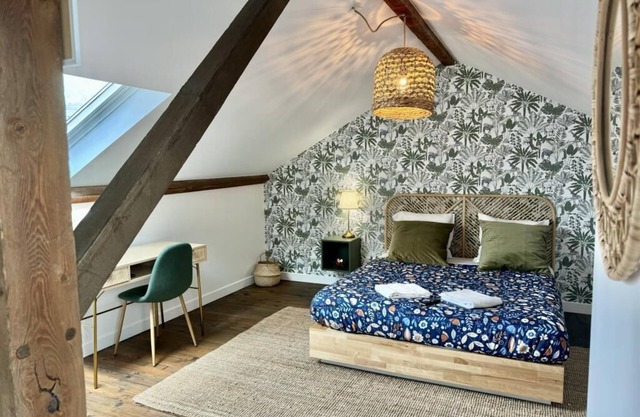 Magnificent spacious/air-conditioned Studio "3 Pradelle".