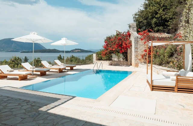 Magnificent stone villa with pool, walk to beach