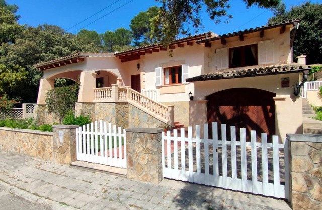 Magnificent villa with pool in Cala San Vicenç (Pollença) 5 min. from the beach