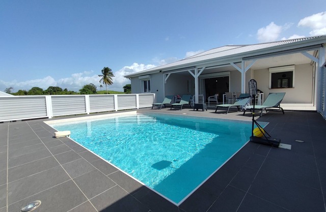 Magnificent Villa "Ti Kaz An Nou" - private pool - 3 min from the beach