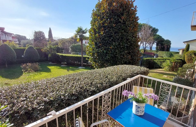 Magnolia Holiday Apartment - 50 m from the lake