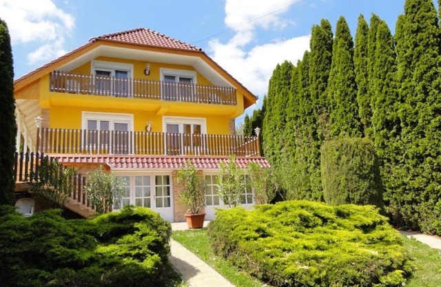 Magyar Apartmanház 
