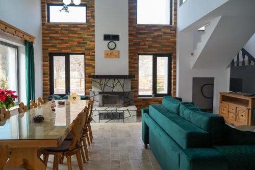 Mai cu Mot Doftana Luxury Chalets