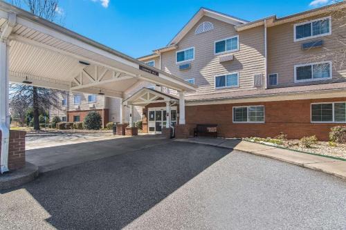 MainStay Suites Columbus near Fort Benning