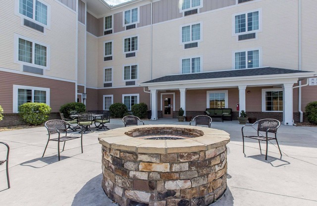 MainStay Suites Jacksonville near Camp Lejeune