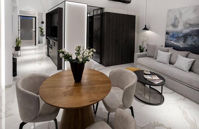 MAISON 36 NEW VILLA DOWNTOWN IN ATHENS