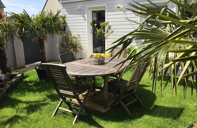 Maison avec jardin, terrasse, WIFI au centre de PERROS-GUIREC