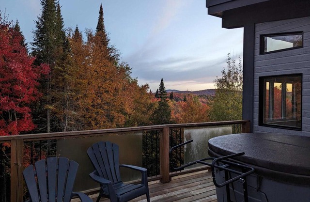 Maison contemporaine Tremblant- Spa & tranquillité