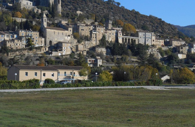 Maison Dans la Partie Ancienne du Village de Montbrun les Bains