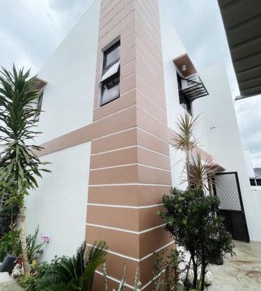 Maison de Jacinta - 2BR HOUSE NEAR AGUINALDO HIGHWAY