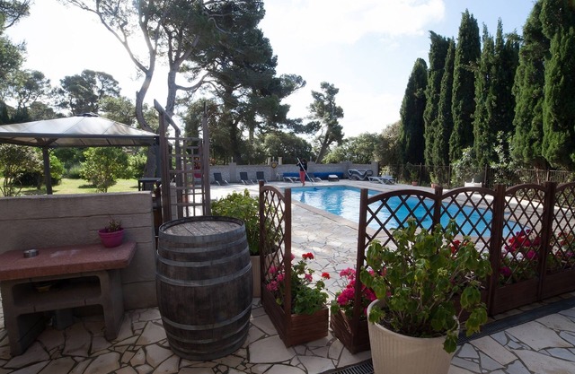 Maison de Maître for 10 people in the heart of the vineyard