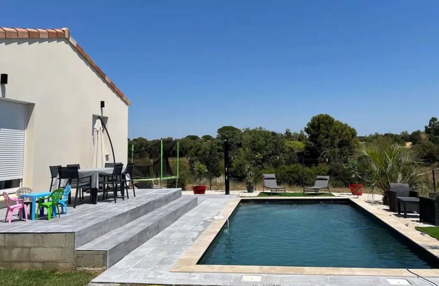 Maison de Plain-pied Avec Piscine Privée