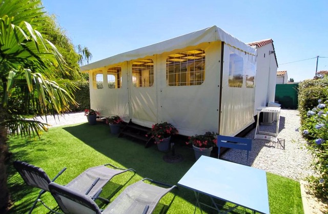 Maison de vacances avec piscine chauffée dans la résidence les jardins St Pierre Oléron