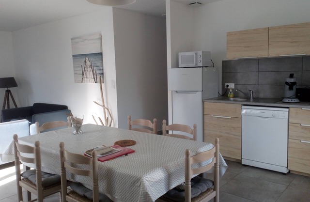 Maison de Vacances Neuve Toute Équipée 900m de la Plage de Vertbois ile D'oléron
