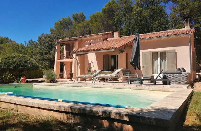 Maison de Vacances, Piscine Privée, 6 Personnes