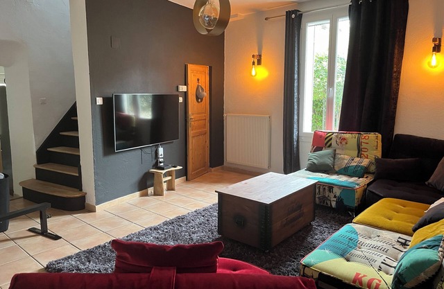 Maison de Ville Emplacement Idéal Pour Découvrir la Provence