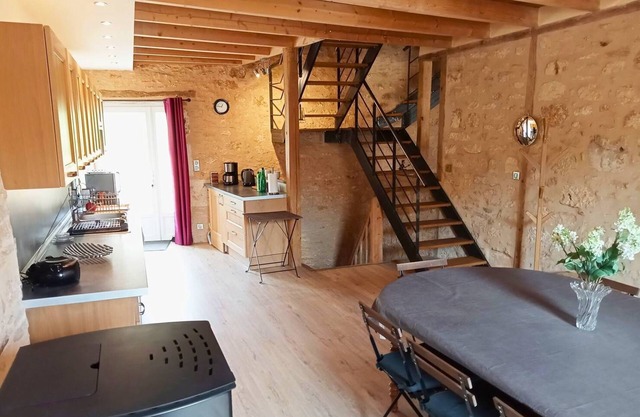 Maison de village proche Dordogne