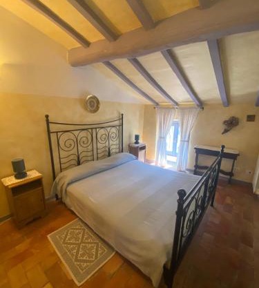 Maison Dina