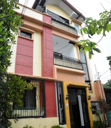 Maison Dos 3 bedroom, with 200mbps internet speed, netflix and aircon