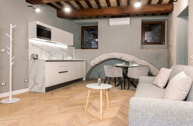 [Maison Fontebella 56] Assisi Center