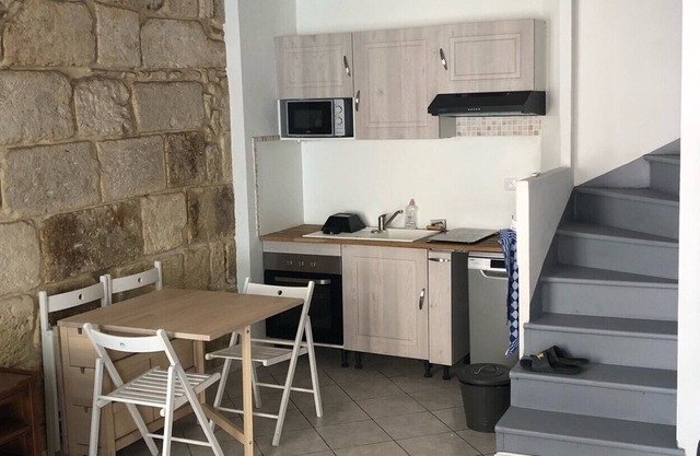 Maison de Ville à 10 Minutes de la Plage