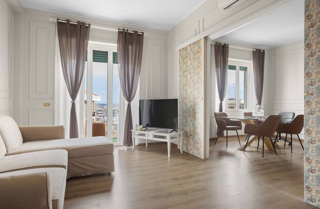 Maison G: design apartment with balcony