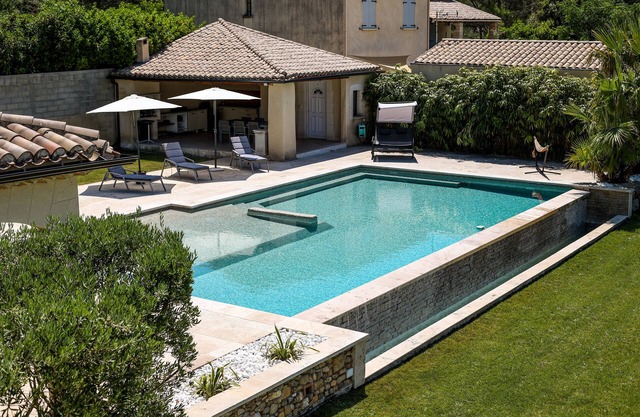 Maison Haut Standing Avec Piscine et Grands Espaces