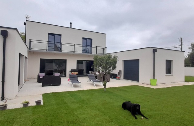 Maison Neuve Avec Piscine Intérieure