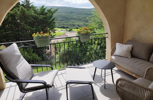 Maison Tout Équipée Avec Jardin Saint Montan